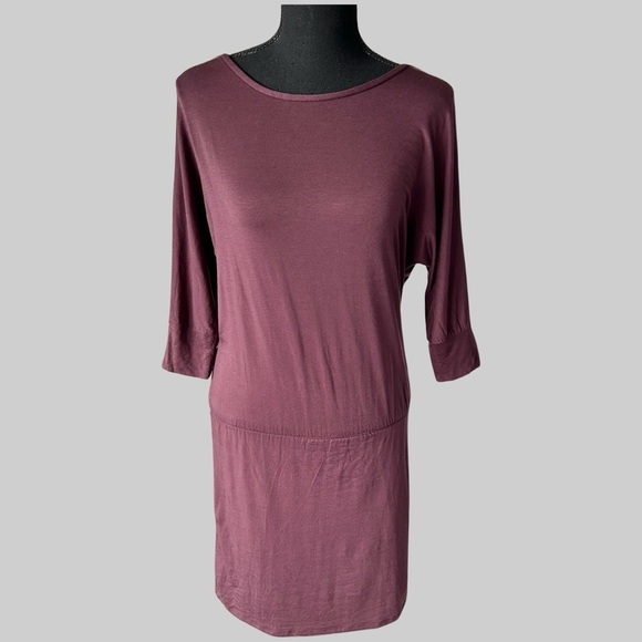 Aritzia Babaton Burgundy Open Back Stretchy Jersey Dress - Picture 2 of 14